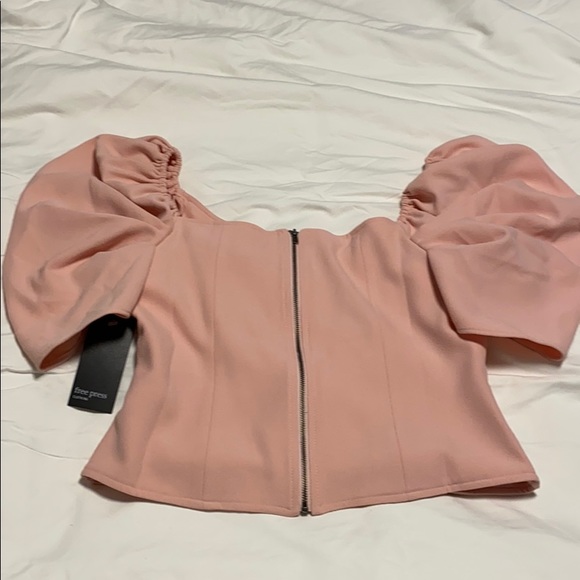 Free press pink top, puffer sleeves - Picture 4 of 5